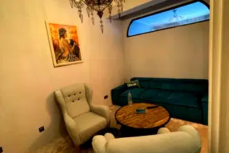 Тристаен апартамент в София, Център