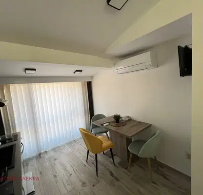 Photo 4 — 3-bedroom apartment in Varna, Centyr