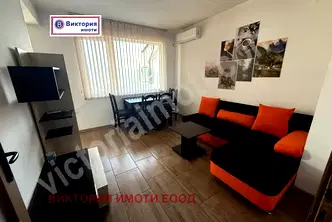 Тристаен апартамент във Велико Търново, Център