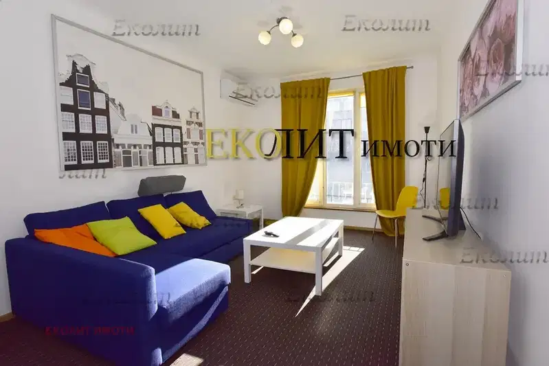 3-bedroom apartment in Sofiya, Centyr