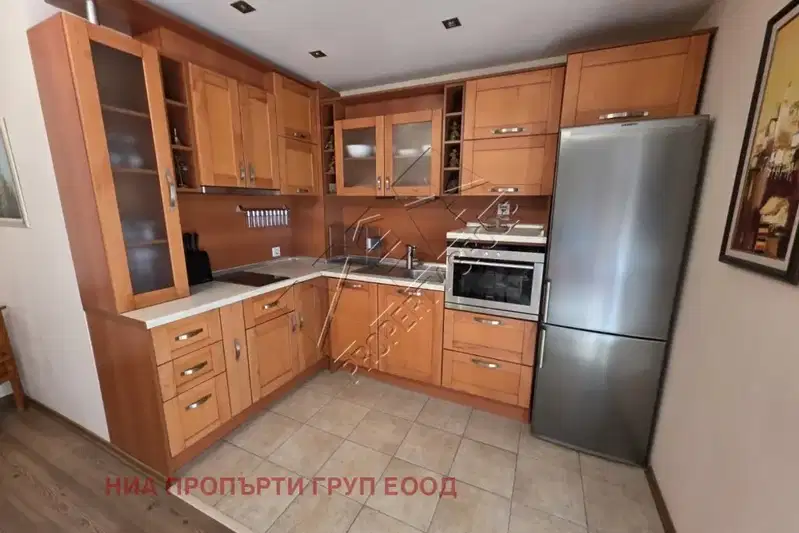 3-bedroom apartment in Burgas, Centyr