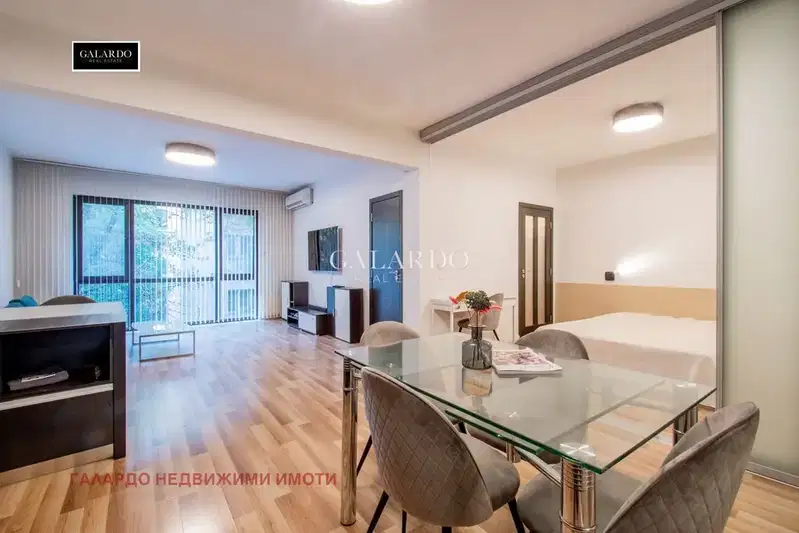 3-bedroom apartment in Sofiya, Centyr