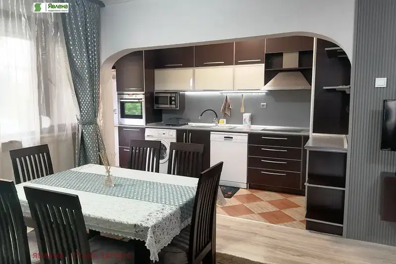 3-bedroom apartment in Stara Zagora, Centyr