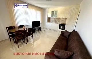 Тристаен апартамент във Велико Търново, Център