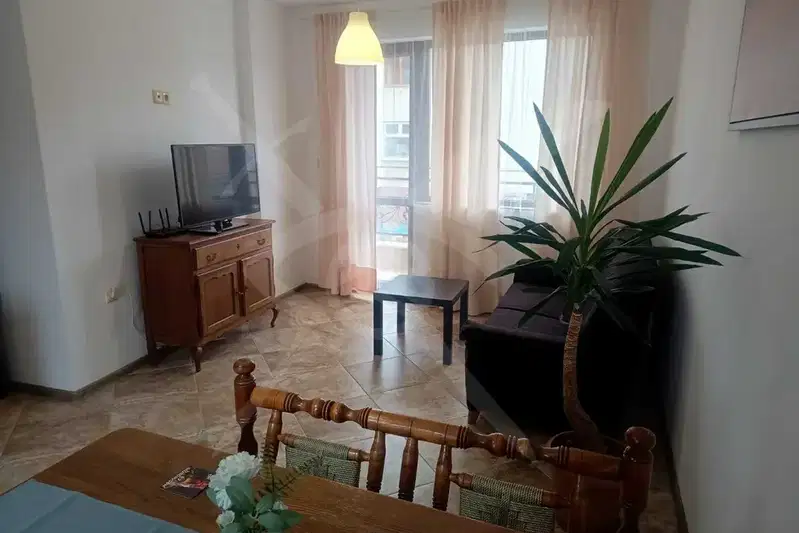 3-bedroom apartment in Varna, Centyr