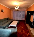 Тристаен апартамент в Перник, Център