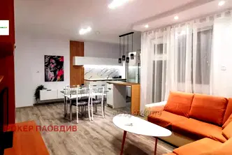 Тристаен апартамент в Пловдив, Център