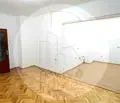 Снимка 2 — Тристаен апартамент в София, Център