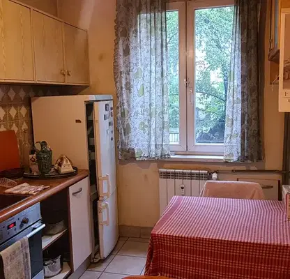 Снимка 4 — Тристаен апартамент в София, Център