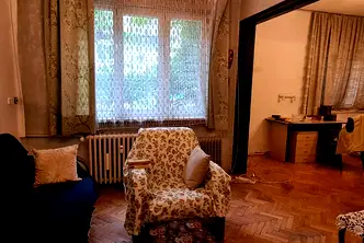Тристаен апартамент в София, Център