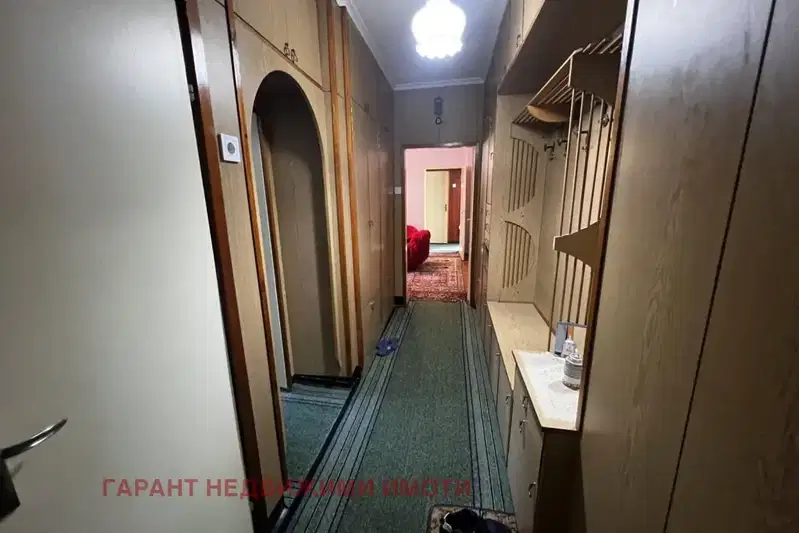 3-bedroom apartment in Gabrovo, Centyr
