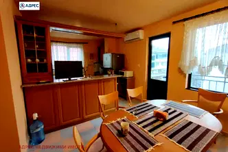 Тристаен апартамент в Стара Загора, Център