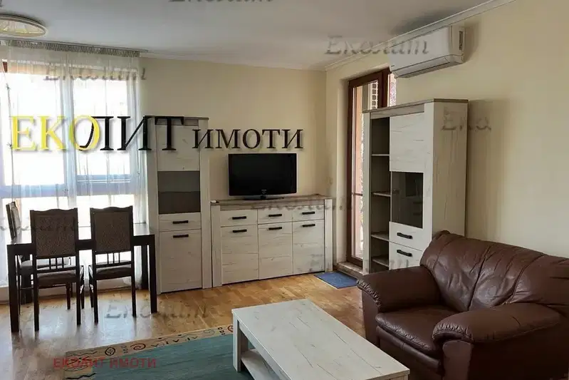 Тристаен апартамент в София, Драгалевци