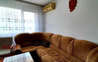 Тристайен апартамент с тераса в Дружба 1, София