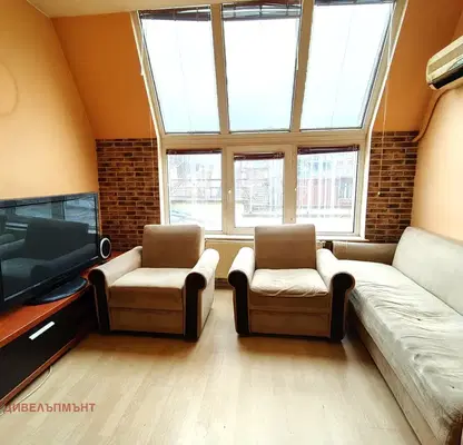 Photo 2 — 3-bedroom apartment in Sofiya, Hadji Dimityr