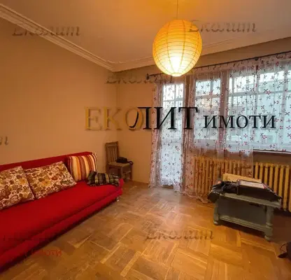 Снимка 4 — Тристаен апартамент в София, Хиподрума