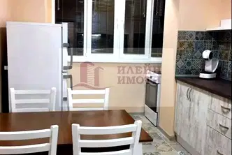 Тристаен апартамент в Русе, Хъшове