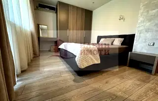 Тристаен апартамент в Русе, Хъшове
