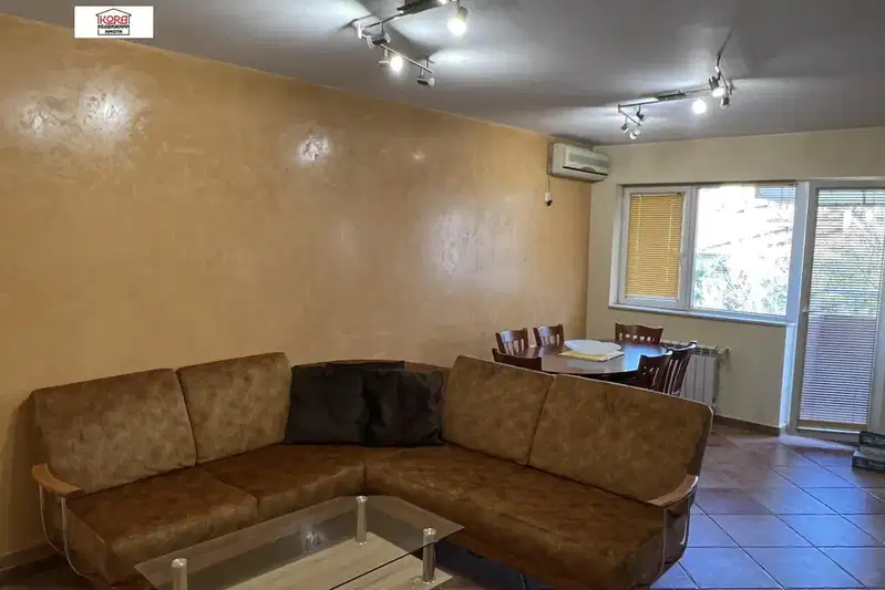 3-bedroom apartment in Pleven, Idealen Centyr