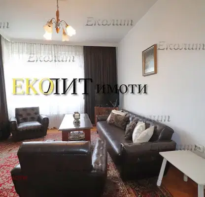 Снимка 4 — Тристаен апартамент в София, Изток