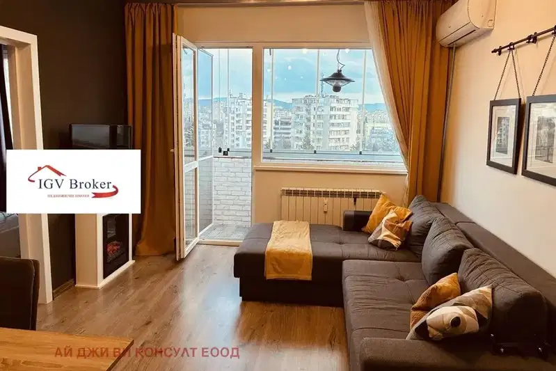 3-bedroom apartment in Sofiya, Iztok