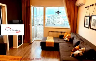 Тристаен апартамент в София, Изток