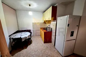 Тристаен апартамент във Варна, Колхозен пазар
