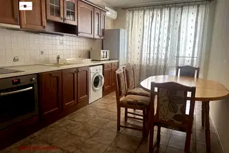 Тристаен апартамент във Велико Търново, Колю Фичето
