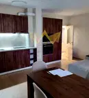 Тристаен апартамент с климатик в Конфуто, Варна