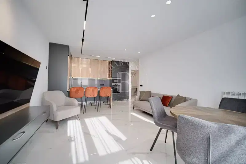 3-bedroom apartment in Sofiya, Krystova Vada
