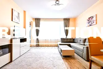 Тристаен апартамент в София, Кръстова вада