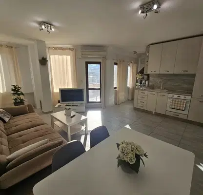 Photo 3 — 3-bedroom apartment in Plovdiv, Kyrshiyaka