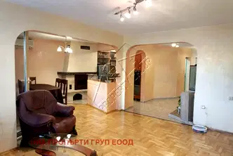 Тристаен апартамент в Бургас, Лазур
