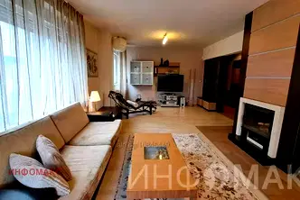 Тристаен апартамент с две тераси и гараж в Лазур, Бургас