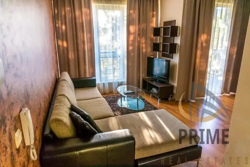 3-bedroom apartment in Burgas, Lazur