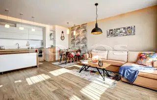 Тристаен апартамент във Варна, Левски 1