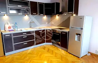 Тристаен апартамент във Варна, Левски 1