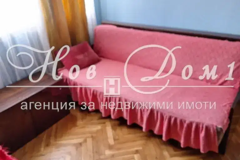 Тристаен апартамент във Варна, Левски 1