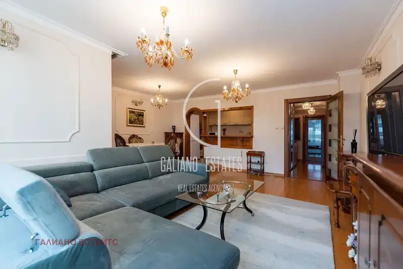 3-bedroom apartment in Sofiya, Lozenec