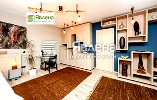 Тристаен апартамент с две бани в Лозенец, София