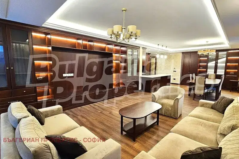 3-bedroom apartment in Sofiya, Lozenec