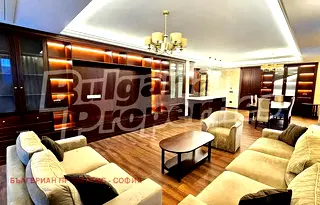 Тристаен апартамент в София, Лозенец