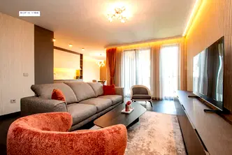 Тристаен апартамент в София, Лозенец