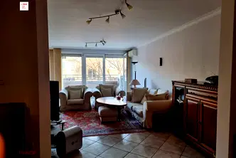 Тристаен апартамент в София, Лозенец