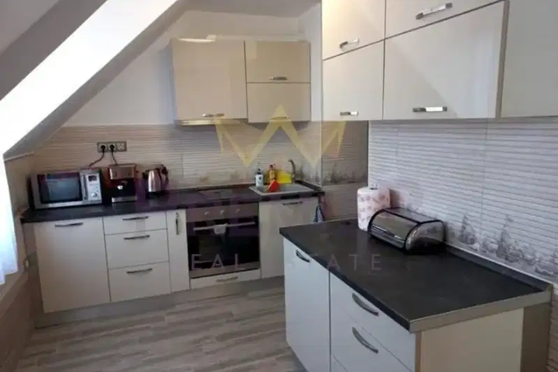 3-bedroom apartment in Varna, Lyatno Kino Trakiya