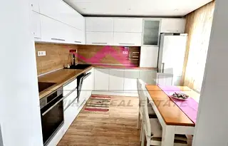 Тристаен апартамент във Варна, Лятно кино Тракия