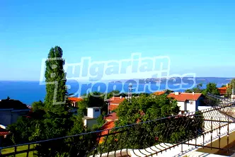 Тристаен апартамент във Варна, м-т Горна Трака
