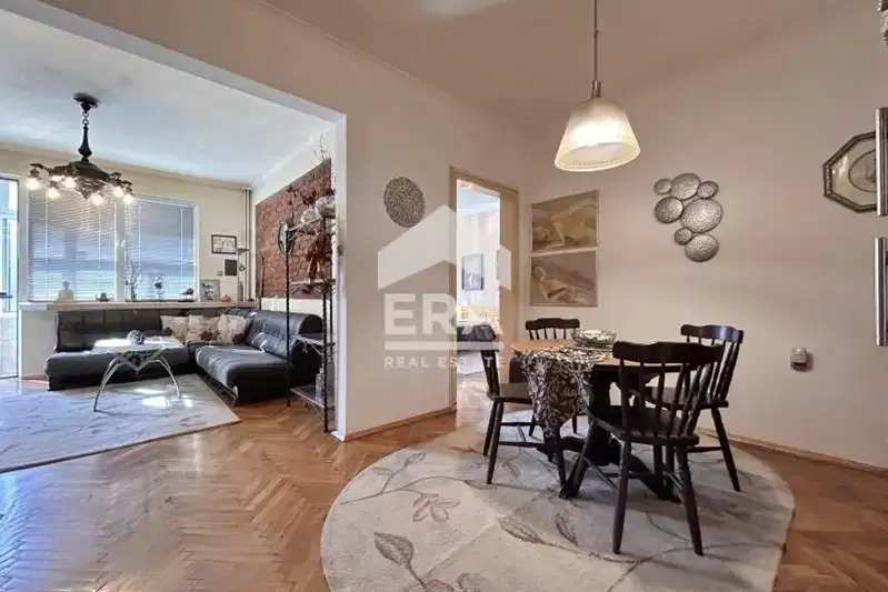 3-bedroom apartment in Sofia, Medicinska Akademiya
