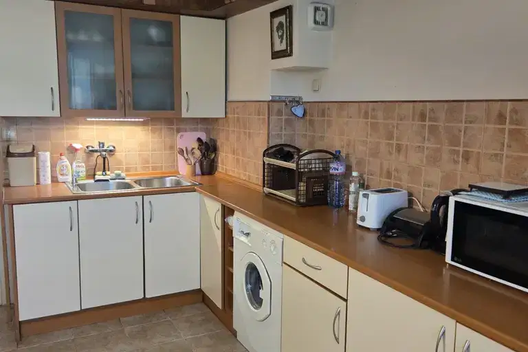3-bedroom apartment in Sofiya, Medicinska Akademiya