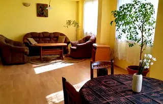 Тристаен апартамент в Стара Загора, Операта